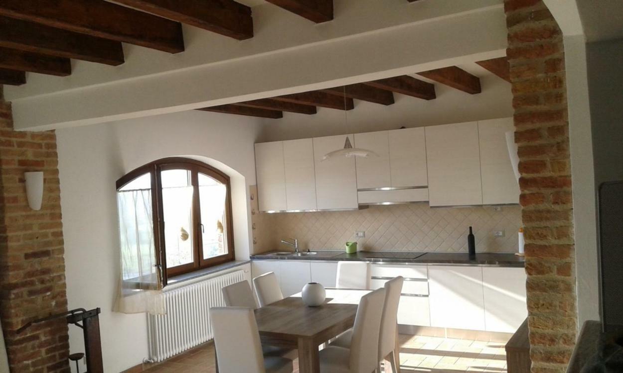 Casa Vacanze Sweet Dreams Agliano Terme Exterior foto